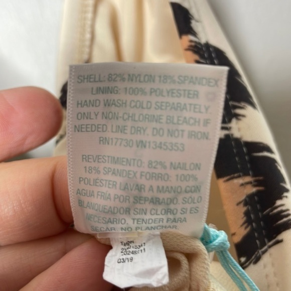 NWT Kona Sol Sz S Cream Leopard Print One Piece Cinched Medium Coverage Swimsuit - Picture 11 of 15